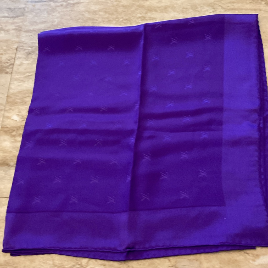 Louis Vuitton Purple Silk Monogram Scarf - With Coa